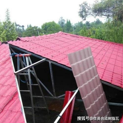 合成树脂瓦是屋面建材业的一次新突破